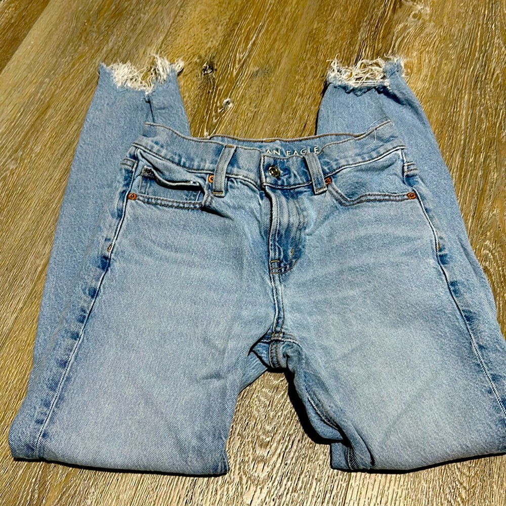 American Eagle ‘90s skinny jeans